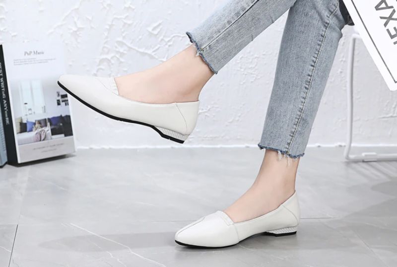 Adela Damskie Płaskie Buty - Czerwony