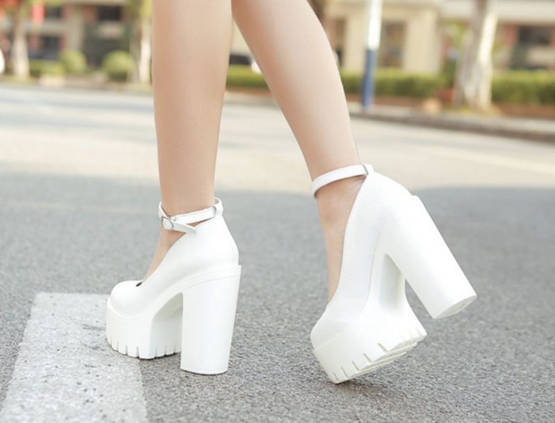 Aitana Damskie Buty Na Platformie - Czarny