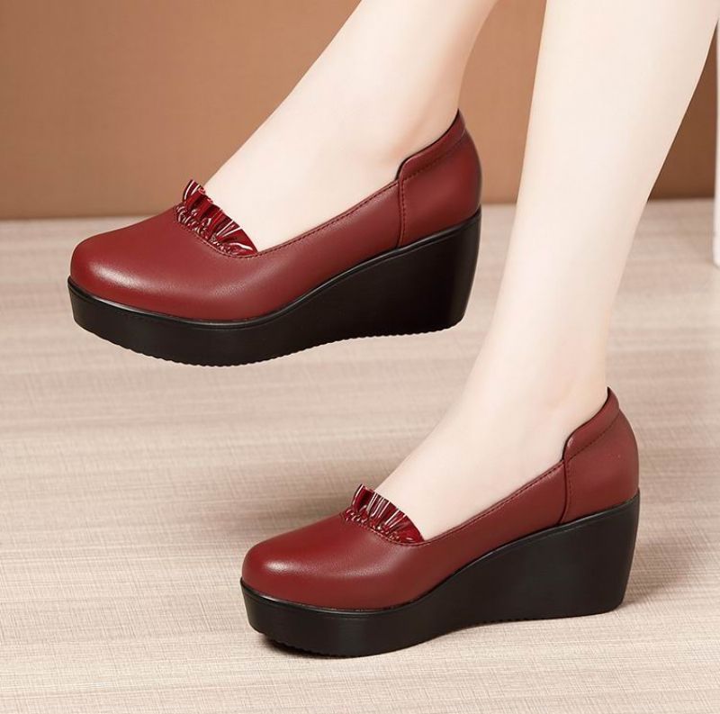 Albani Damskie Buty Na Koturnie - Czarny