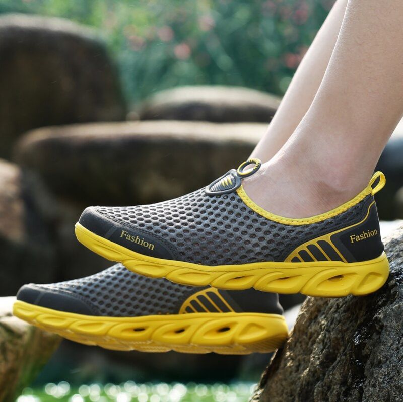 Benatia Dla Obu Płci Outdoor Sandals - Czarny