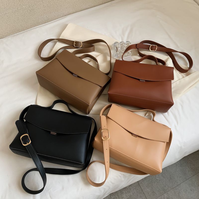 Bianco Mała Skórzana Torebka Damska Typu Crossbody - Czarny