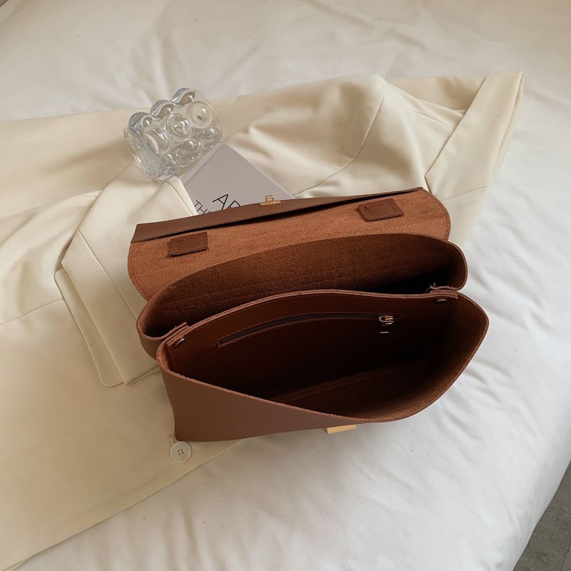 Bianco Mała Skórzana Torebka Damska Typu Crossbody - Czarny