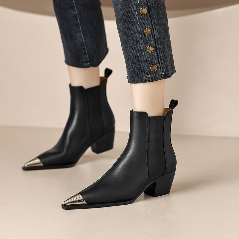 Buty Damskie Ferrez Metal Ladies Pointed Toe Ankle Boots - Czarny bez futra