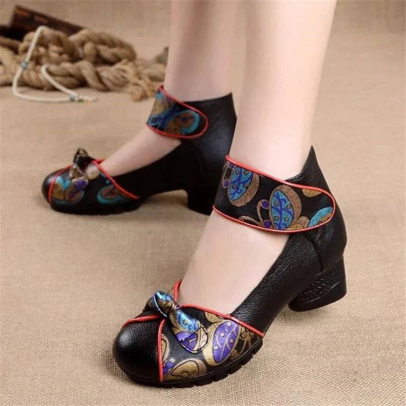 Buty Damskie Na Platformie Isabel - Czarny
