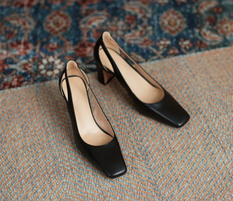 Buty Damskie Renata Na Obcasie - Beżowy