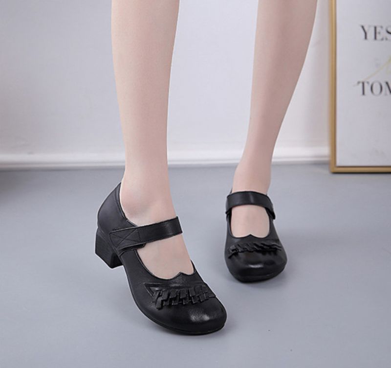 Buty Damskie Simone Na Obcasie - Czarny