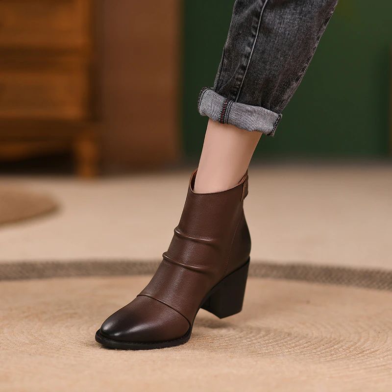 Buty Damskie Skórzane Do Kostki Arnold - Brązowy bez futra