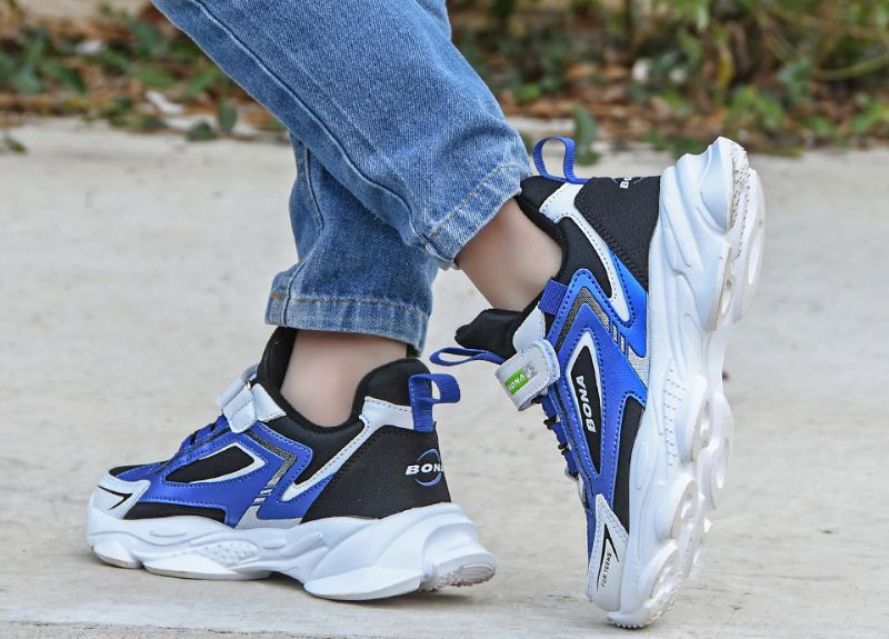 Buty Do Biegania Dla Chłopców Liam - Szary
