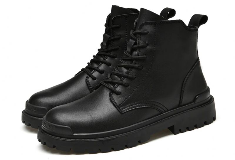 Buty Zimowe Męskie Carvajal - Czarne futro