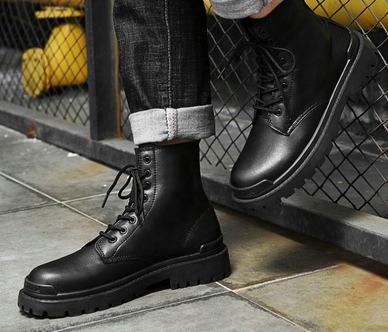 Buty Zimowe Męskie Carvajal - Czarne futro