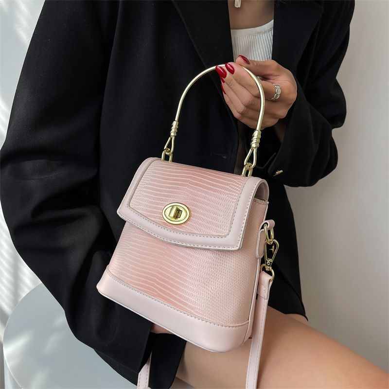 Caruso Damska Mini Torebka Skórzana Crossbody - Różowy