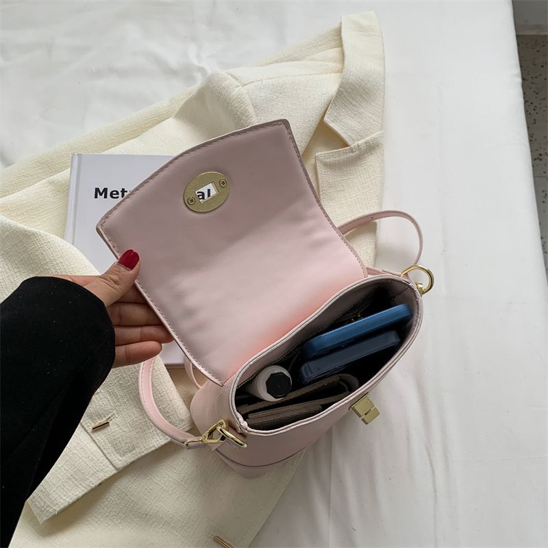 Caruso Damska Mini Torebka Skórzana Crossbody - Różowy