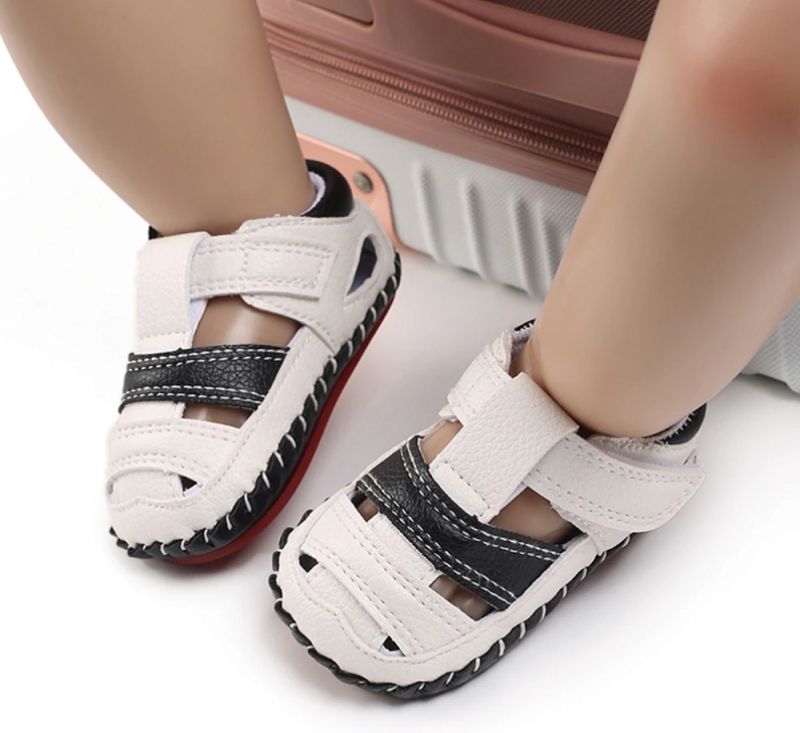 Clark Chłopięce Sandały Outdoorowes - Czarny
