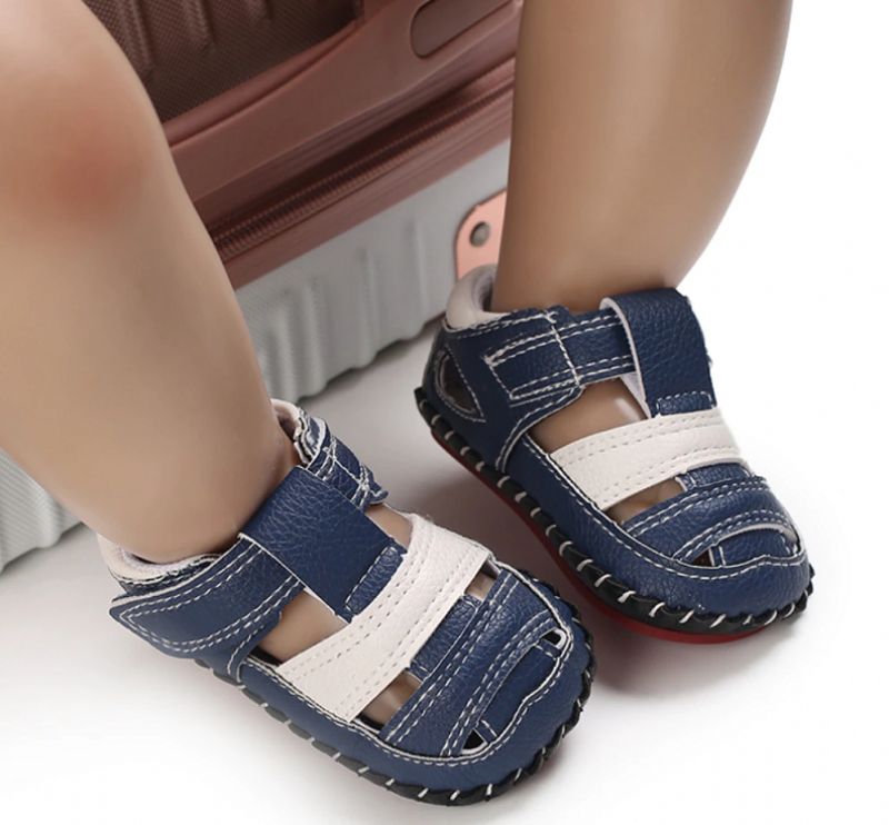 Clark Chłopięce Sandały Outdoorowes - Czarny