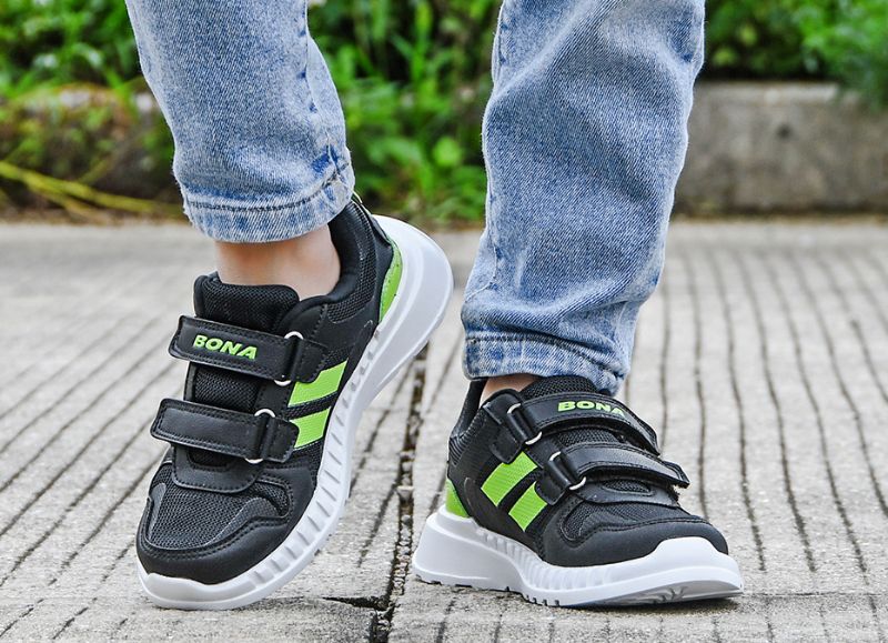 Cortez Dla Obu Płci Dziecięce Buty Do Biegania - Szary