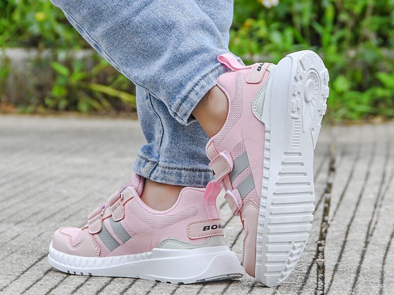 Cortez Dla Obu Płci Dziecięce Buty Do Biegania - Szary