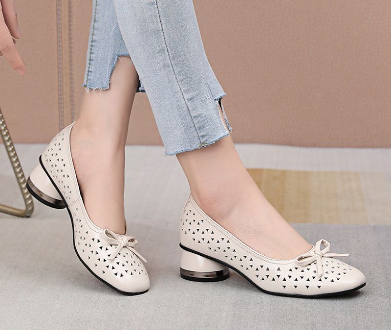 Czapki Damskie Casualowe Laidy Buty - Czarny