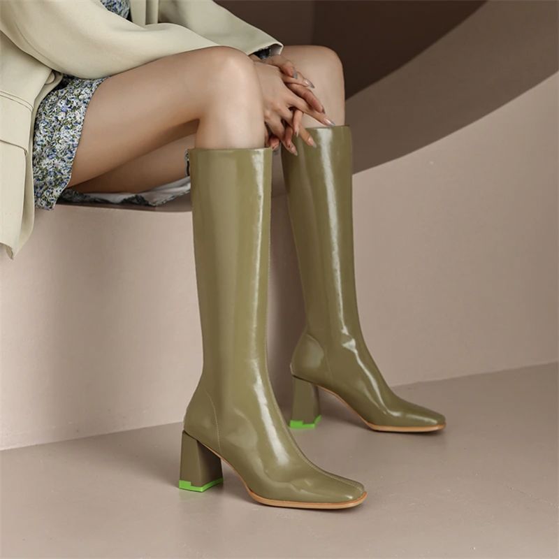 Damskie Buty Do Kolan Sonia Ze Skóry Naturalnej - Czarny