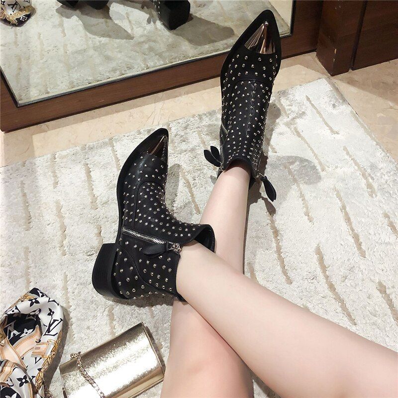 Damskie Buty Z Nitami Perona - Czarny Bez Futra
