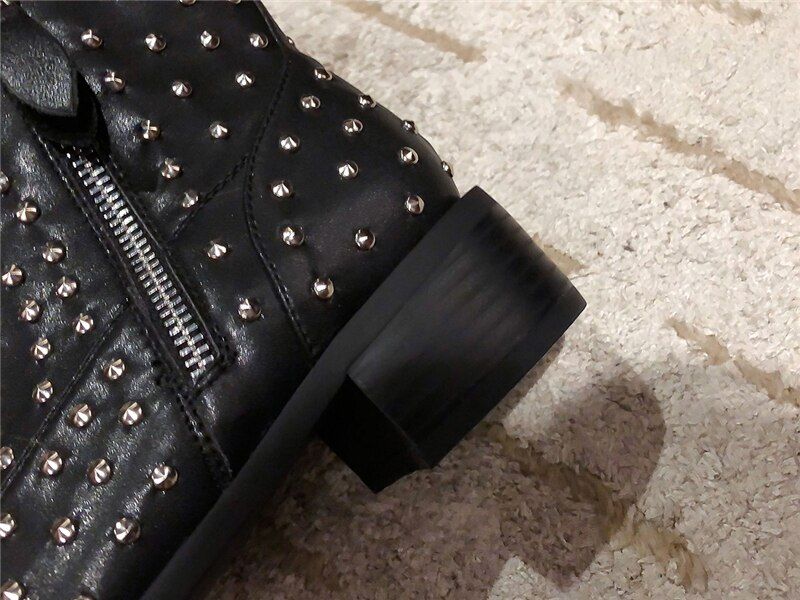 Damskie Buty Z Nitami Perona - Czarny Bez Futra