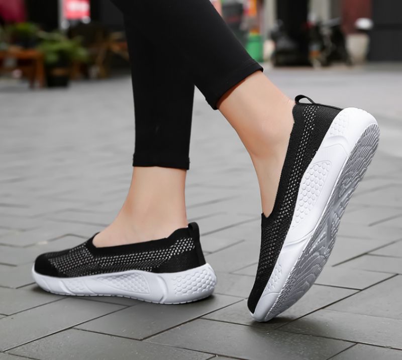 Damskie Czarne Buty Wsuwane Rania - Czarny
