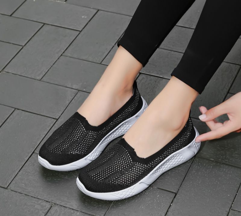 Damskie Czarne Buty Wsuwane Rania - Czarny