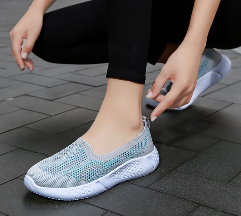 Damskie Czarne Buty Wsuwane Rania - Czarny