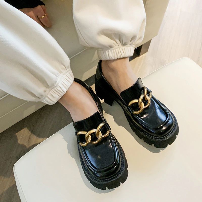 Fernanda Round Toe Buty Oxford Na Platformie W Kolorze Czarnym - Czarny