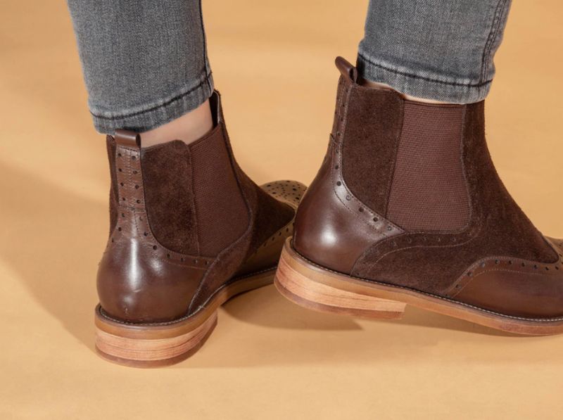 Indira Chelsea Buty Do Kostek - Brązowo-świńska