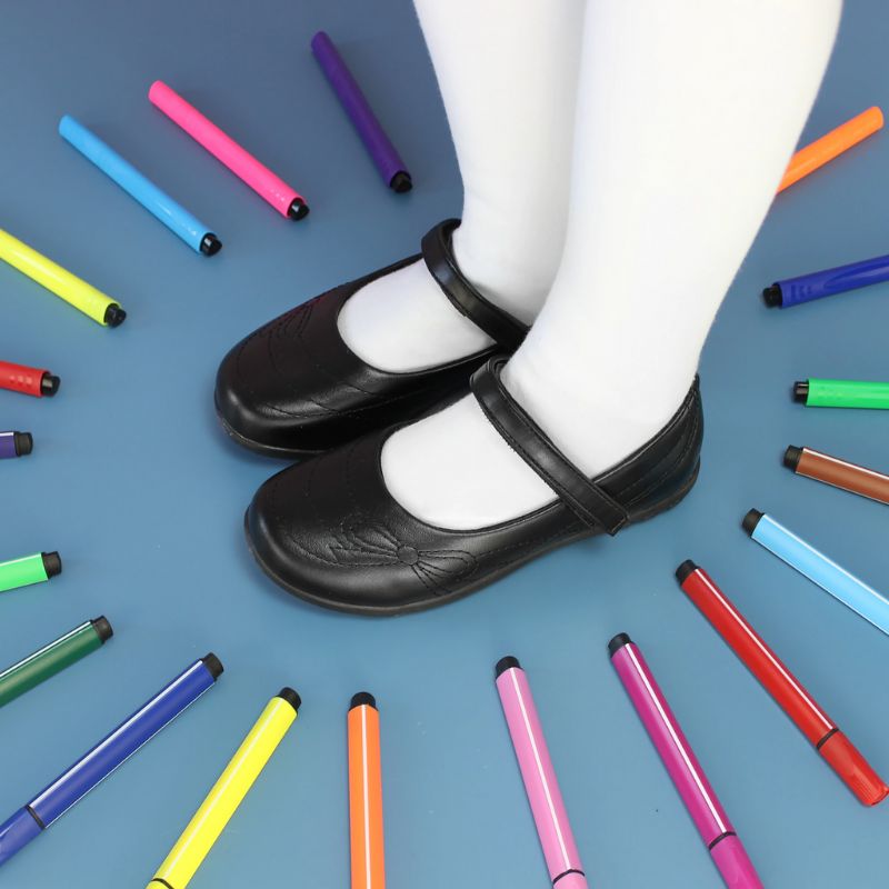 Karma Buty Szkolne Dla Dziewcząt - Czarny