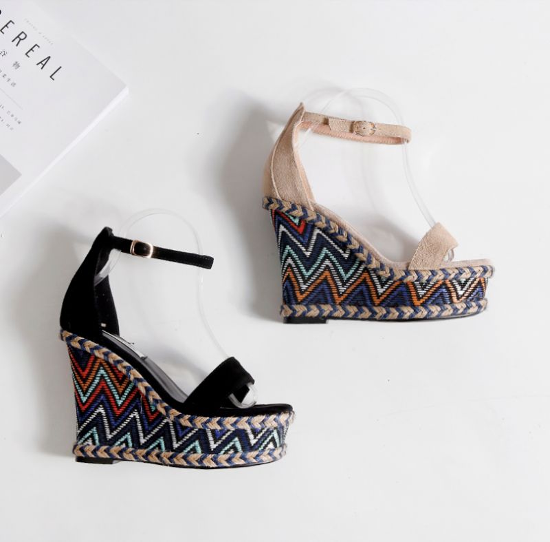Klinowe Buty Damskie Dorian - Czarny