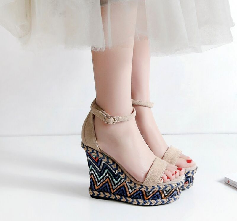 Klinowe Buty Damskie Dorian - Czarny