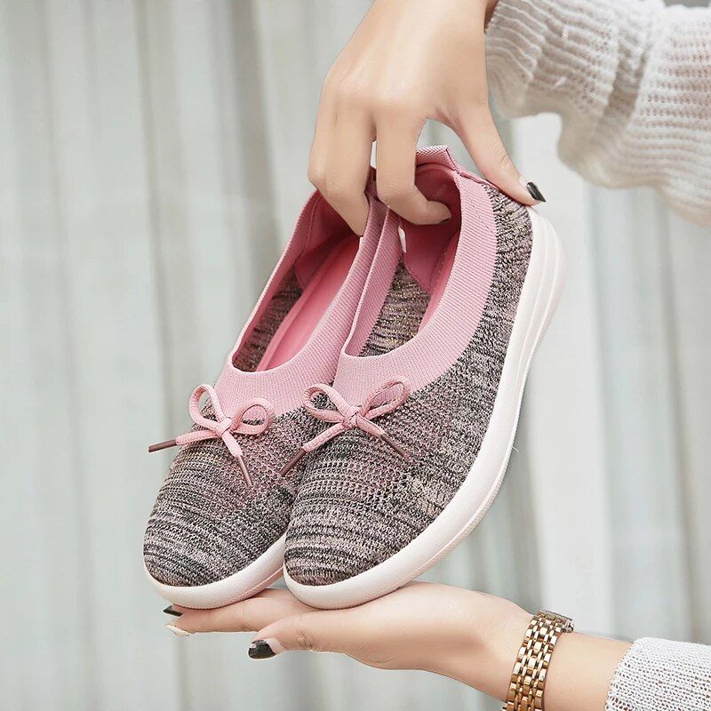 Laura Damskie Wsuwane Czarne Buty - Czarny 1
