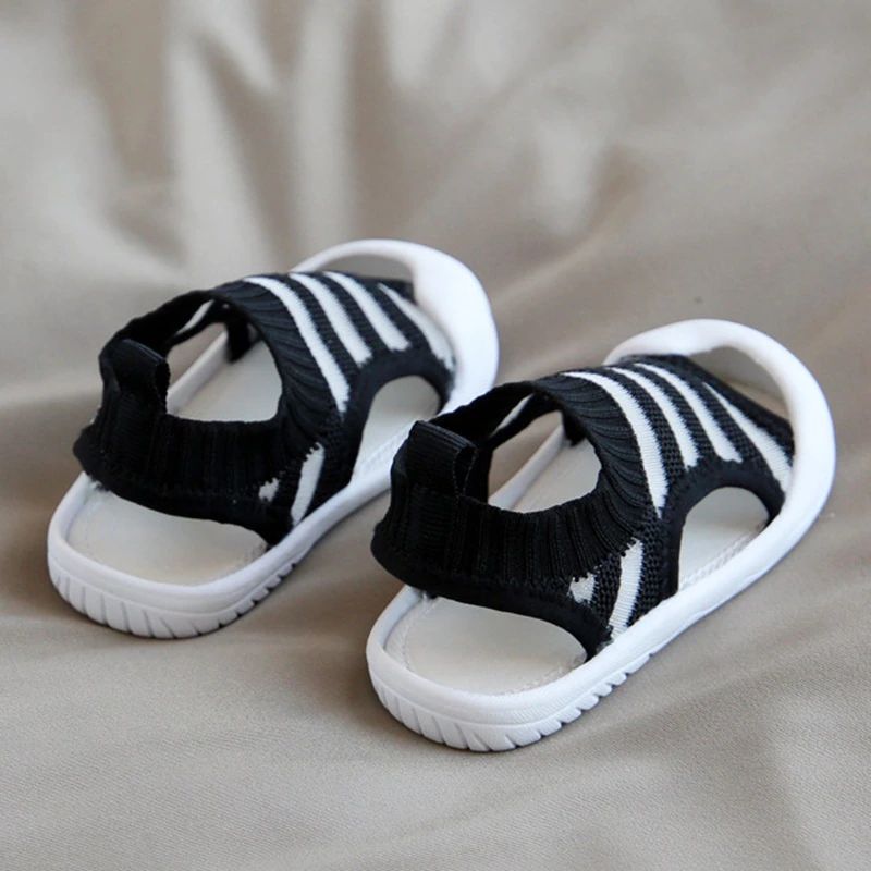Liayh Baby Dziewczęce Sandały Outdoorowe - Różowy