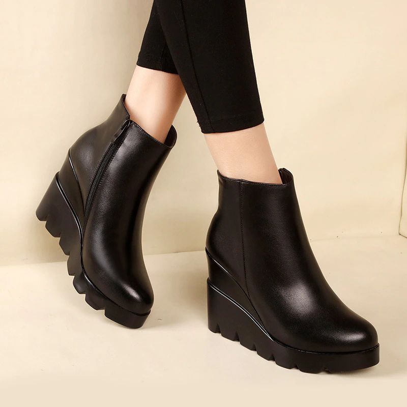 Lucrecia Damskie Buty Na Platformie - Czarny