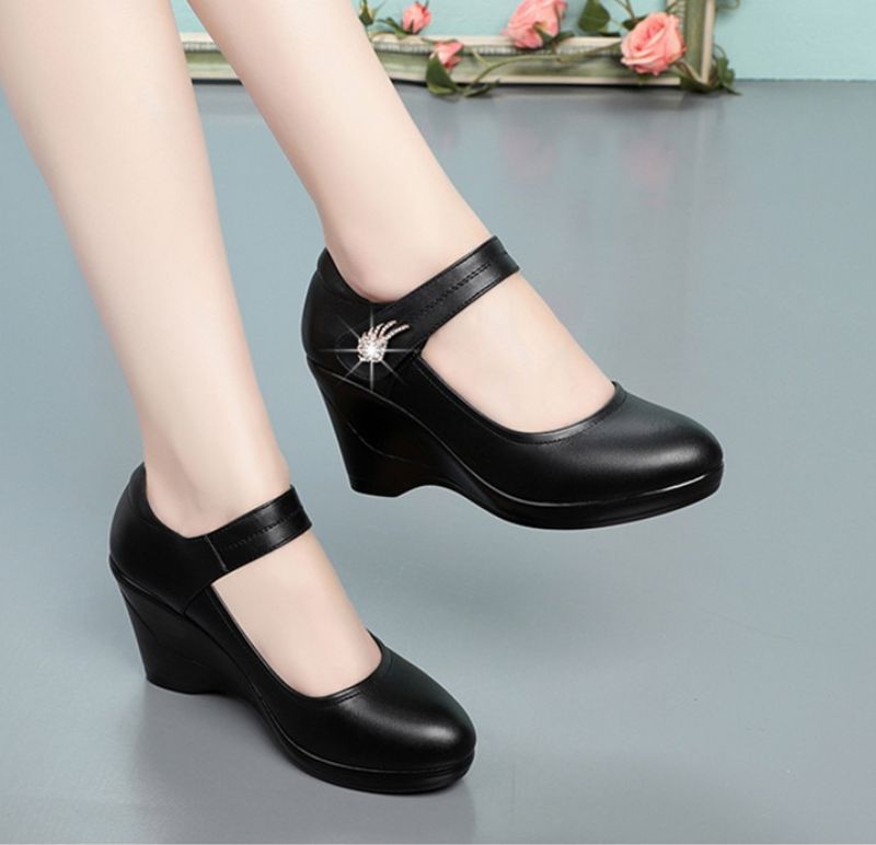 Lucy Damskie Buty Na Platformie Na Koturnie - Czarny