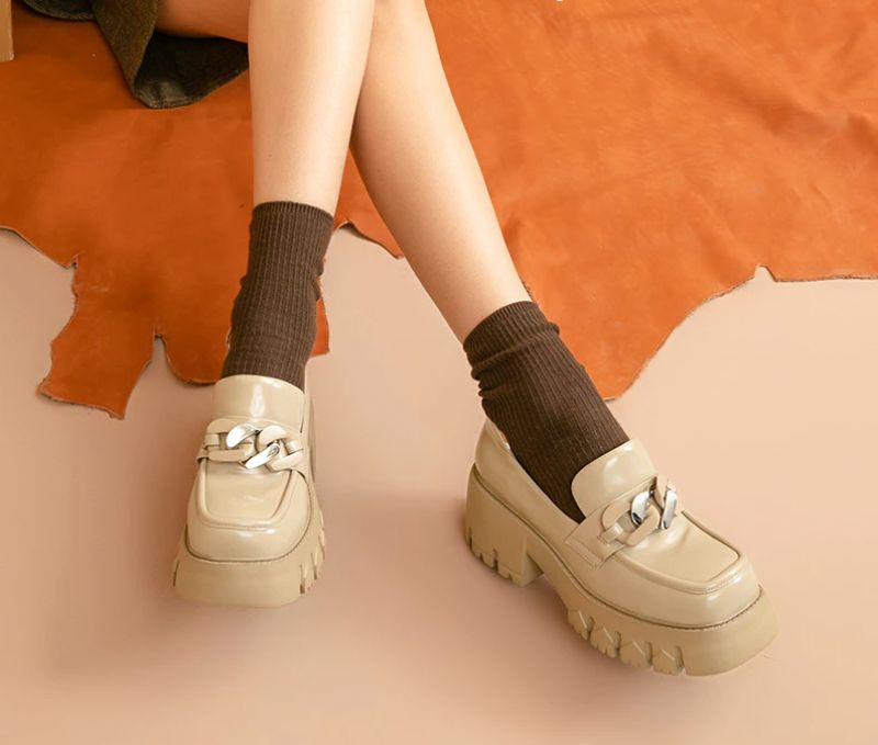 March Damskie Buty Na Platformie Z Łańcuchem - Morelowy