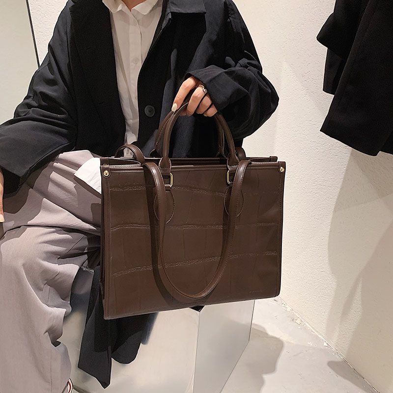 Milano Damska Duża Skórzana Torebka Typu Crossbody - Czarny
