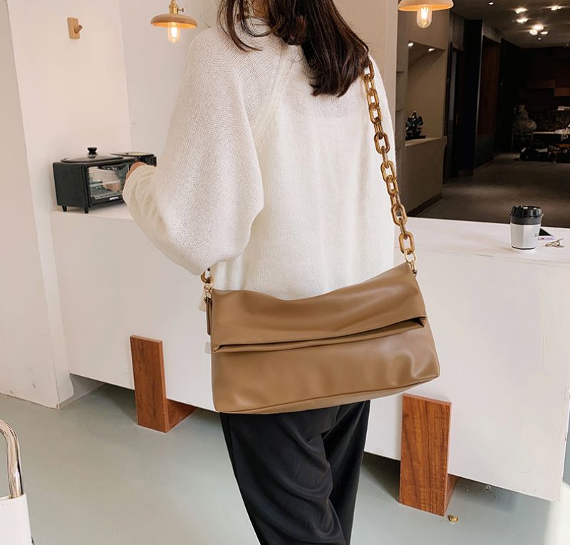 Neferet Handbags - Czarny