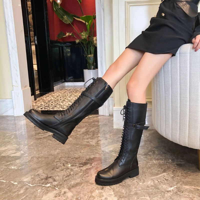 Renata Damskie Buty Z Okrągłym Noskiem - Czarny
