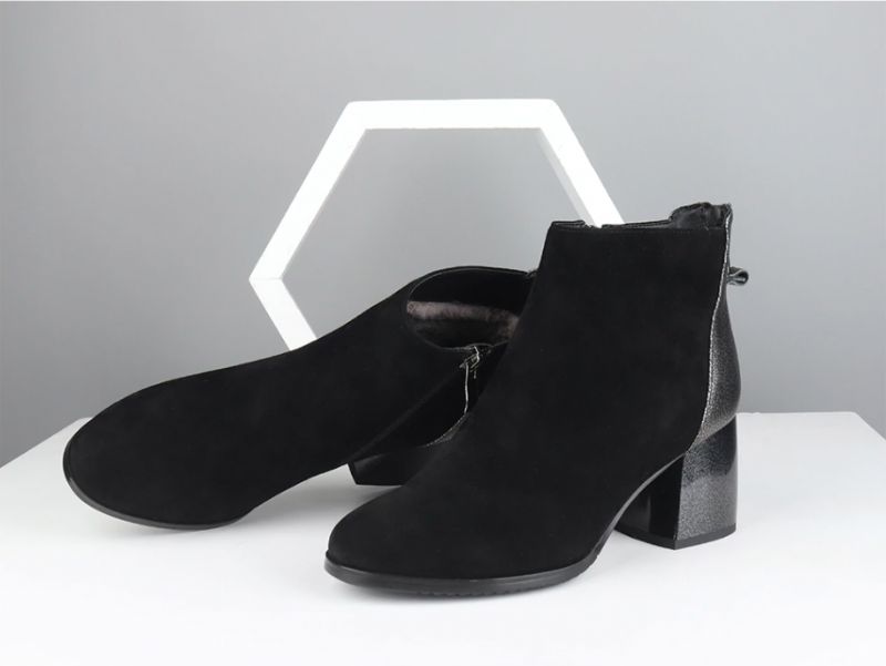 Rowina Buty Do Kostek - Wino czerwone