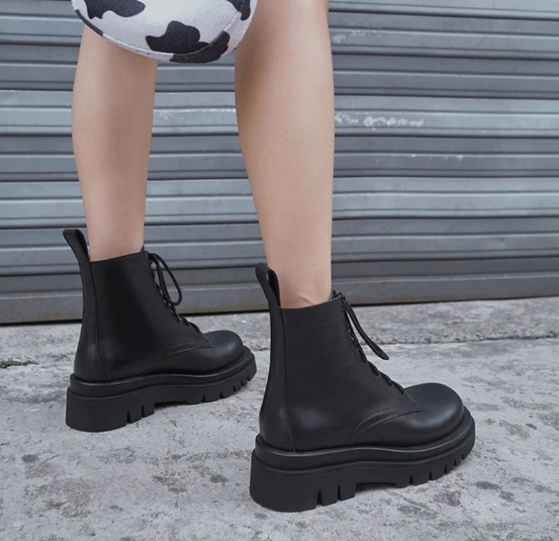 Sally Buty Do Kostek - Czarny bez futra