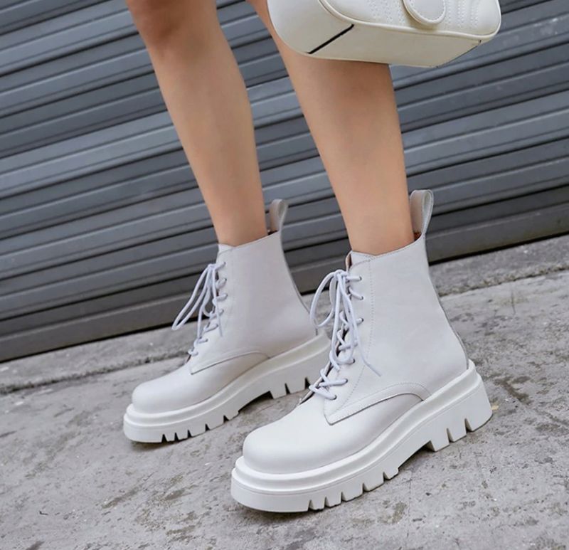 Sally Buty Do Kostek - Czarny bez futra