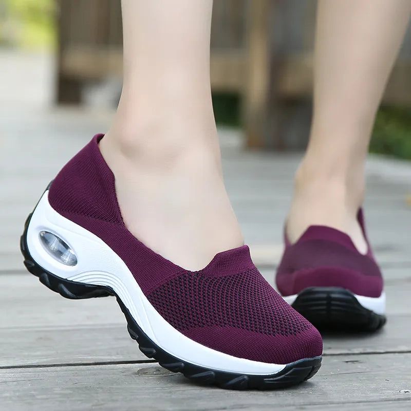 Sneaker Damski Lina - Wino Czerwony