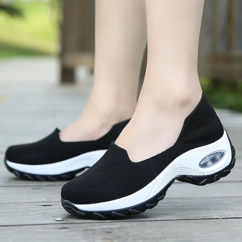 Sneaker Damski Lina - Wino Czerwony