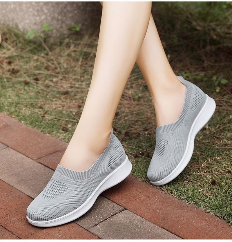 Stela Damskie Czarne Wsuwane Buty - Czarny