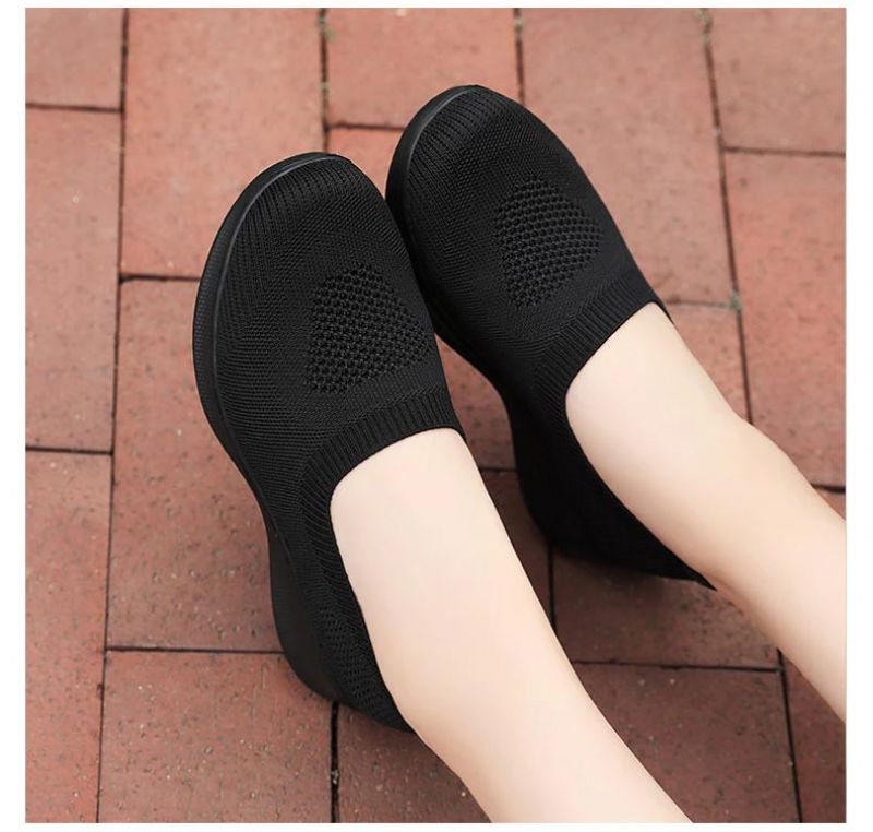 Stela Damskie Czarne Wsuwane Buty - Czarny