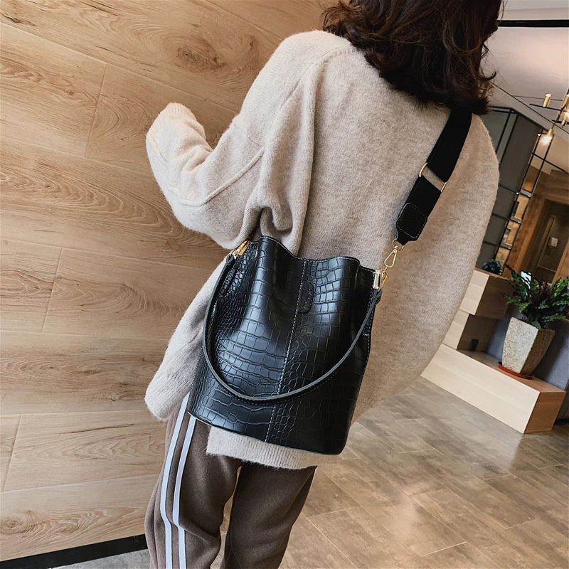 Torebka Damska Condor Leather - Czarny