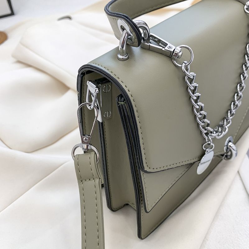 Torebka Damska Tonino High Quality Leather With Chain Short Handle - Czarny