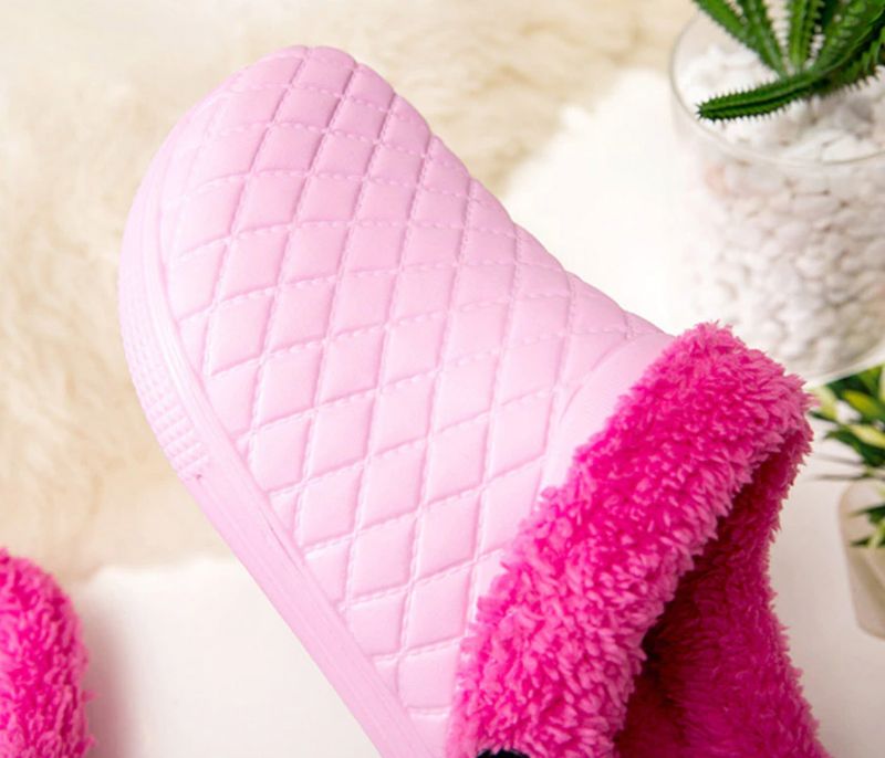 Triany Dla Obu Płci Slipper - Czarny
